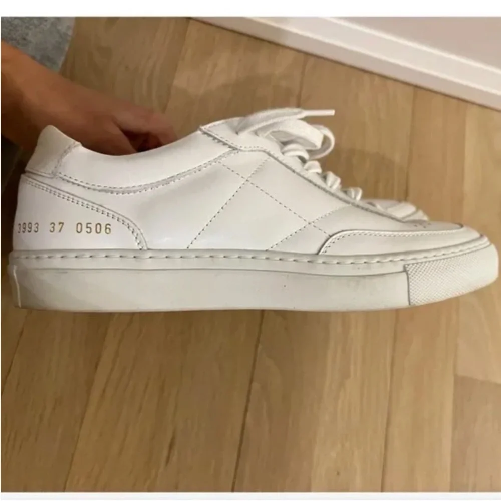 White Leather Common Projects BBall Low Rise Sneakers [Size 7]